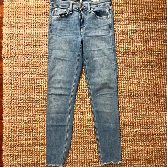 Cate Mid-Rise Skinny Jeans